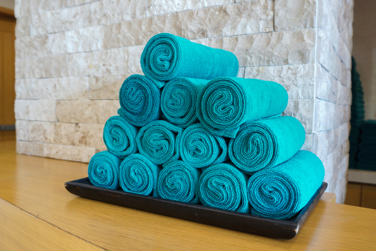 Fresh Teal Towel Rolls 1200X800